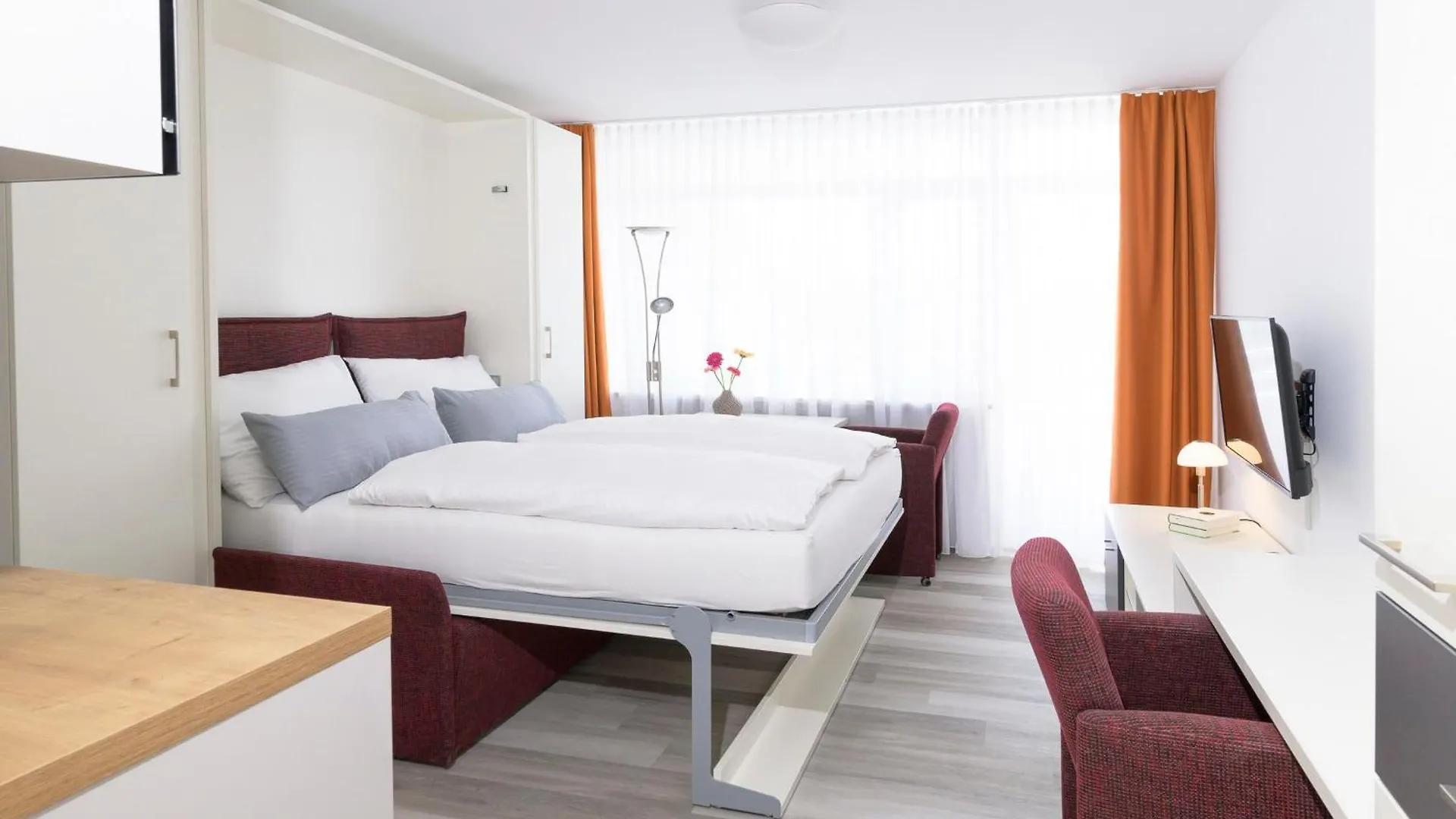 Aparthotel Huber Living Germering Germania